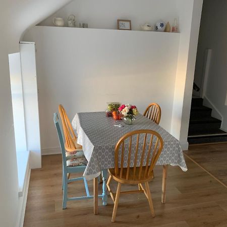 Room 2 Camp Street B&B & Self Catering Oughterard Bagian luar foto