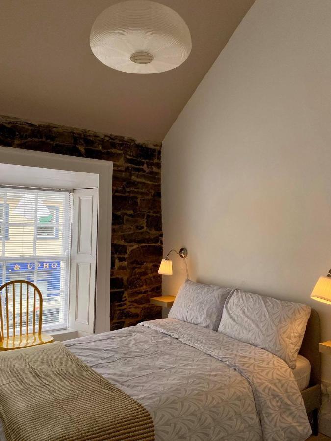Room 2 Camp Street B&B & Self Catering Oughterard Bagian luar foto