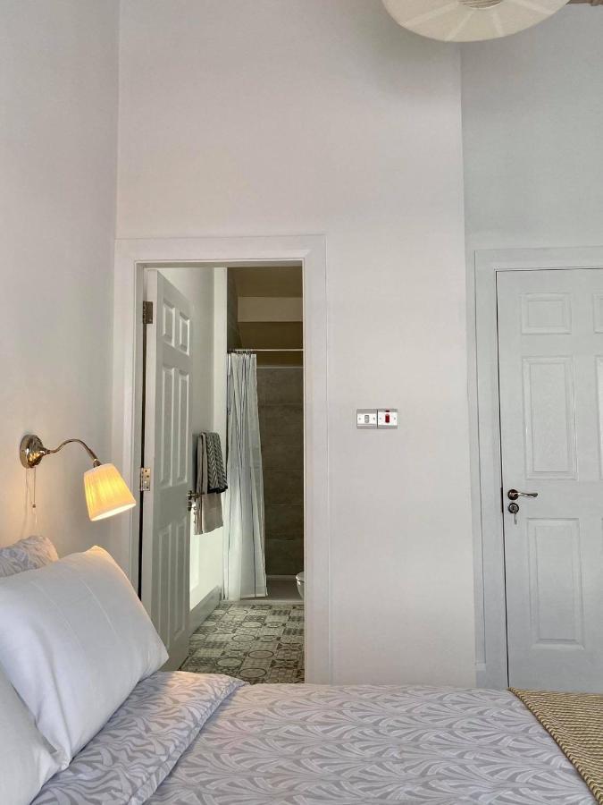 Room 2 Camp Street B&B & Self Catering Oughterard Bagian luar foto