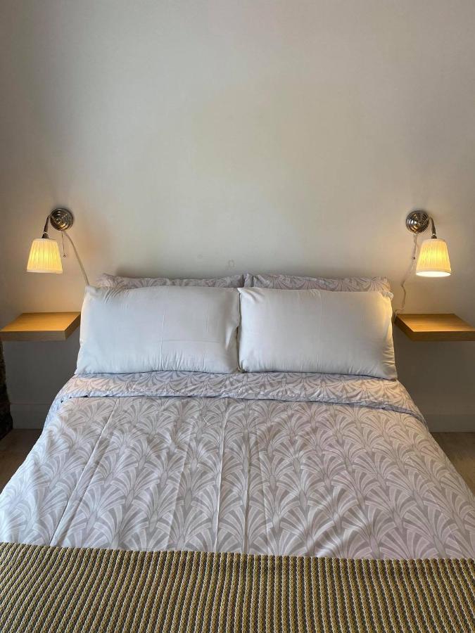 Room 2 Camp Street B&B & Self Catering Oughterard Bagian luar foto